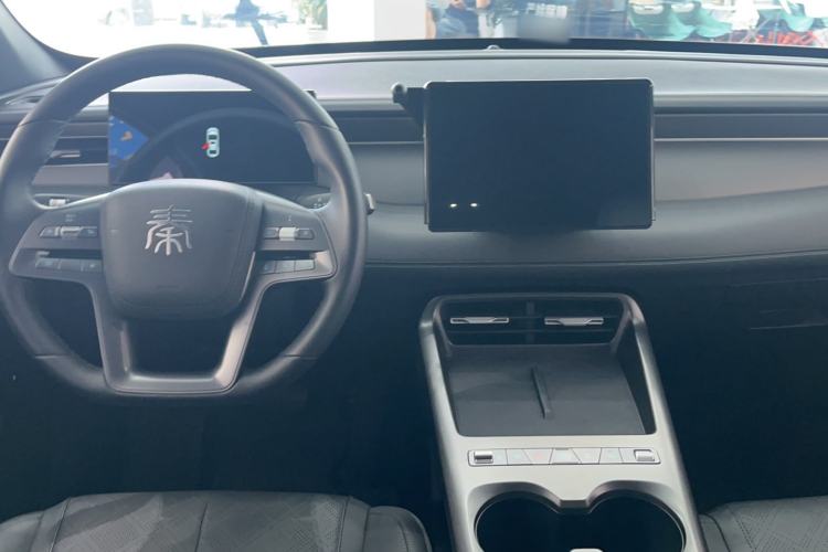 Used BYD Qin PLUS  Interior 3