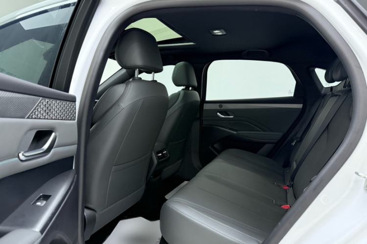 Used BYD Qin PLUS 2025 DM-i Smart Drive 55KM Beyond Model Interior 3