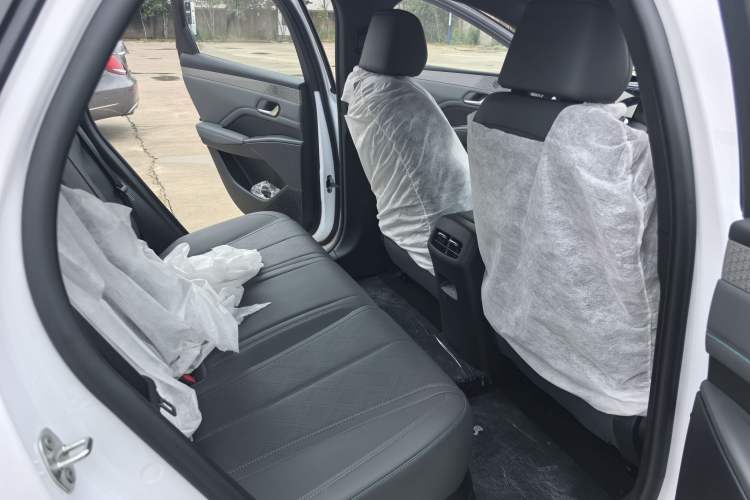 Used BYD Qin PLUS  Interior 4