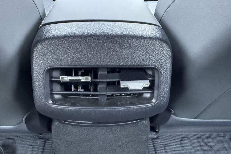 Used BYD Qin PLUS 2025 DM-i Smart Drive 55KM Beyond Model Interior 5