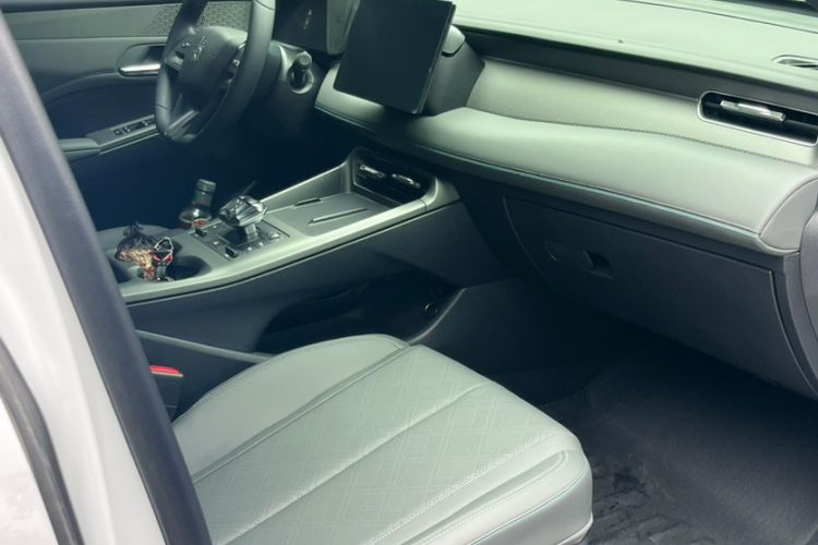 Used BYD Qin PLUS 2025 DM-i Smart Drive 55KM Leading Model Interior 5