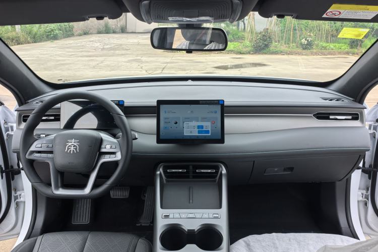 Used BYD Qin PLUS  Interior 5