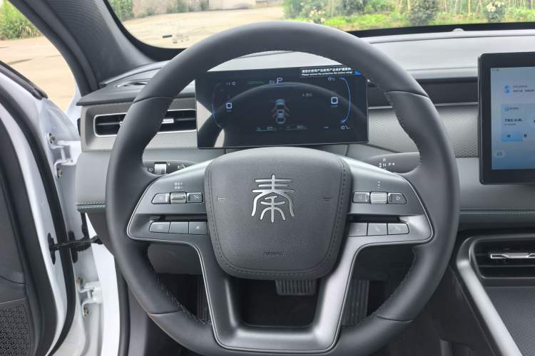 Used BYD Qin PLUS  Interior 6
