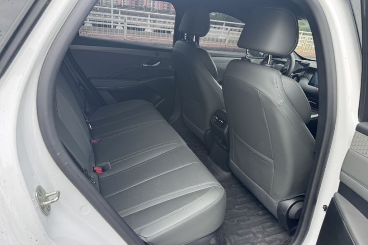 Used BYD Qin PLUS 2025 DM-i Smart Drive 55KM Leading Model Interior 6