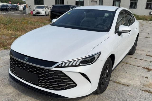 Used BYD Qin PLUS 2025 DM-i Smart Drive 55KM Leading Model