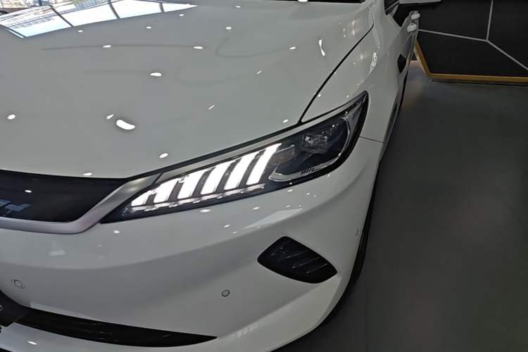 Used BYD Qin PLUS 2025 EV Smart Drive Edition 510KM Leading Model Left Front Headlight