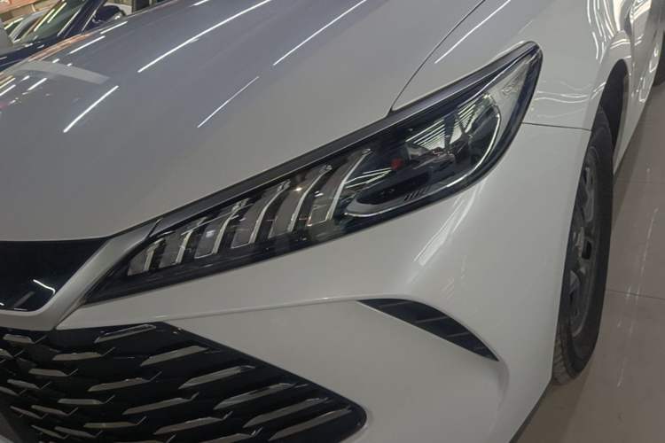 Used BYD Qin PLUS 2025 DM-i Smart Drive 55KM Leading Model Left Front Headlight
