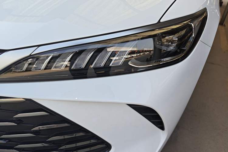 Used BYD Qin PLUS  Left Front Headlight