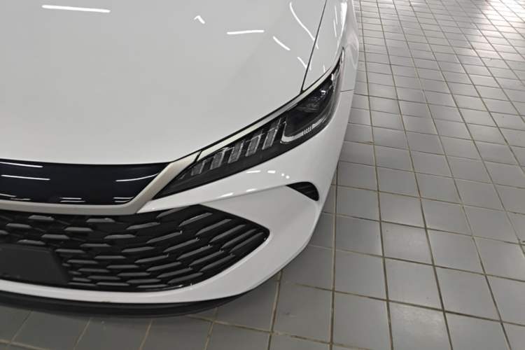 Used BYD Qin PLUS 2025 DM-i Smart Drive 55KM Leading Model Left Front Headlight
