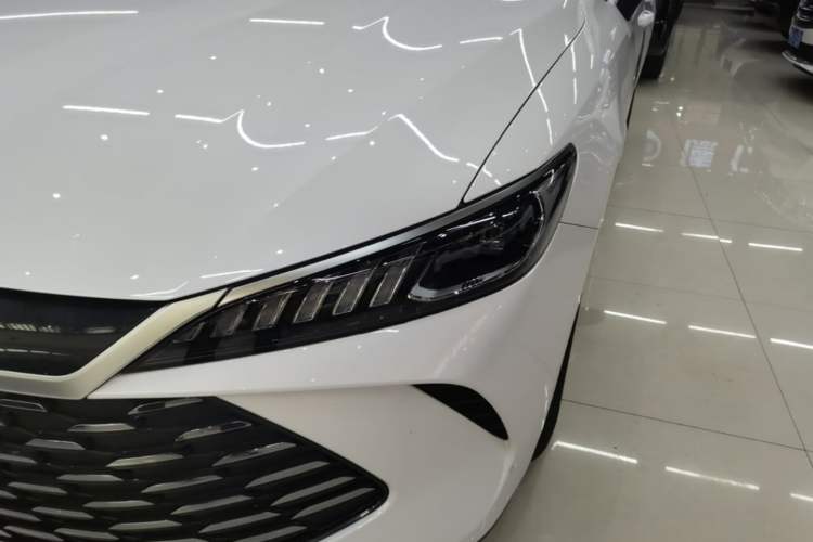 Used BYD Qin PLUS 2025 DM-i Smart Drive 55KM Leading Model Left Front Headlight