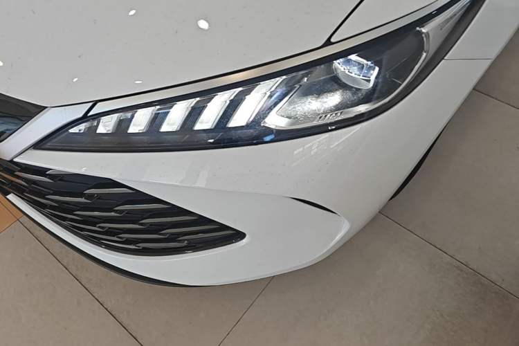 Used BYD Qin PLUS  Left Front Headlight