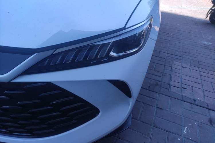 Used BYD Qin PLUS 2025 DM-i Smart Drive 55KM Leading Model Left Front Headlight