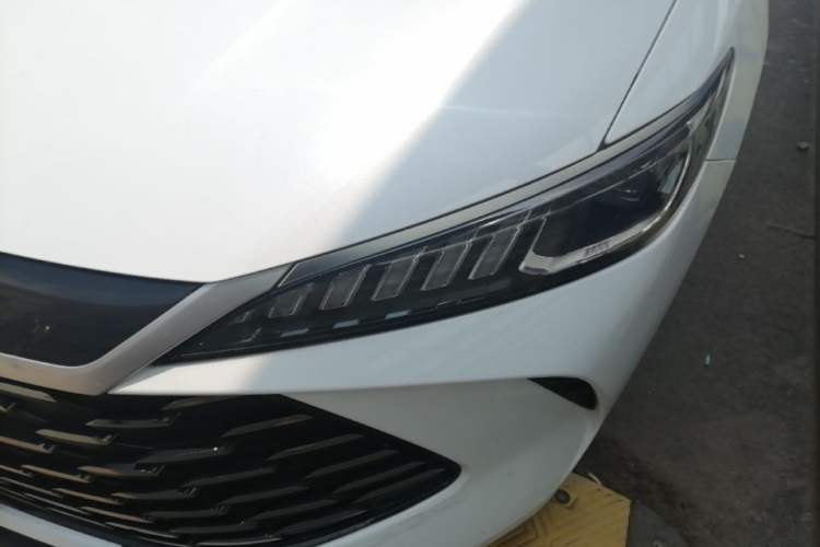 Used BYD Qin PLUS 2025 DM-i Smart Drive 55KM Leading Model Left Front Headlight