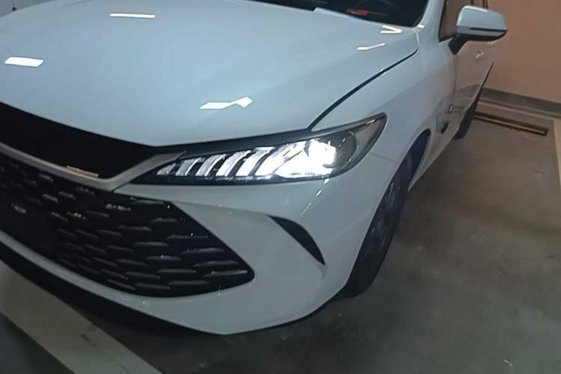 Used BYD Qin PLUS  Left Front Headlight