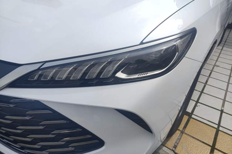 Used BYD Qin PLUS 2025 DM-i Smart Drive 55KM Leading Model Left Front Headlight