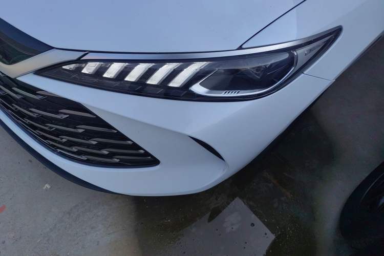 Used BYD Qin PLUS 2025 DM-i Smart Drive 55KM Leading Model Left Front Headlight