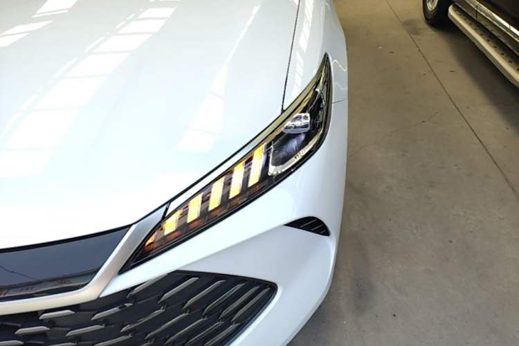 Used BYD Qin PLUS 2025 DM-i Smart Drive 55KM Leading Model Left Front Headlight
