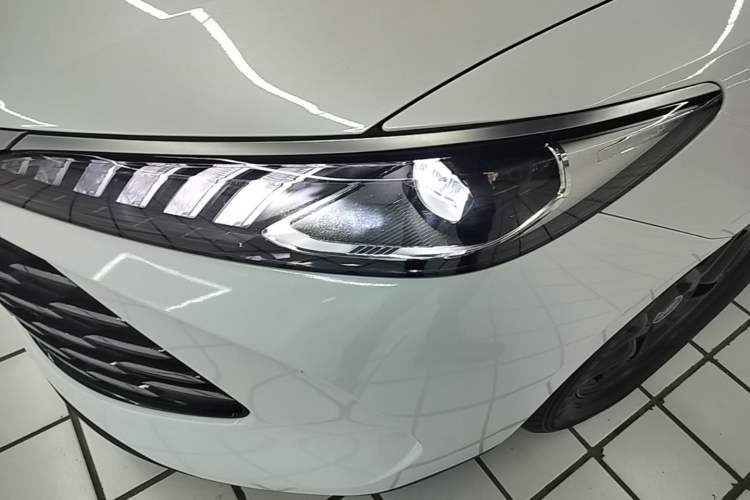 Used BYD Qin PLUS 2025 DM-i Smart Drive 55KM Leading Model Left Front Headlight