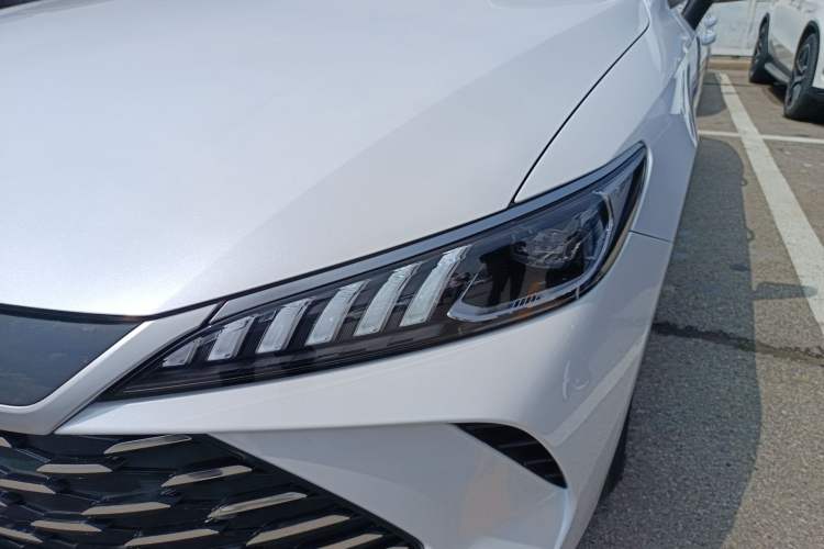 Used BYD Qin PLUS 2025 DM-i Smart Drive 55KM Leading Model Left Front Headlight