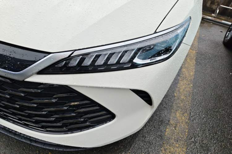 Used BYD Qin PLUS  Left Front Headlight