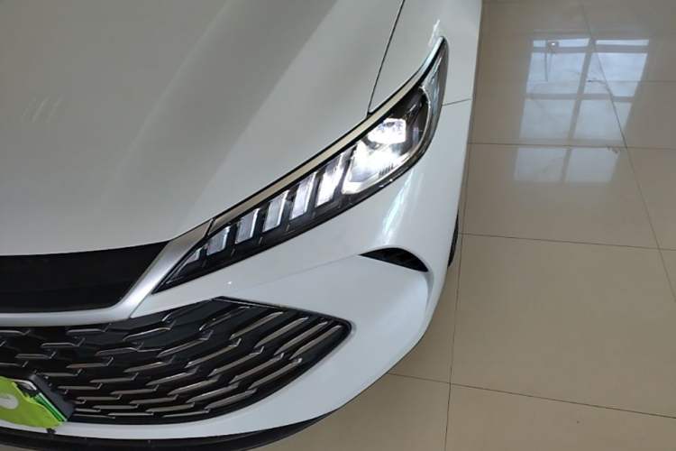 Used BYD Qin PLUS 2025 DM-i Smart Drive 55KM Leading Model Left Front Headlight