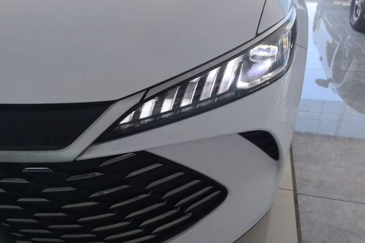 Used BYD Qin PLUS  Left Front Headlight