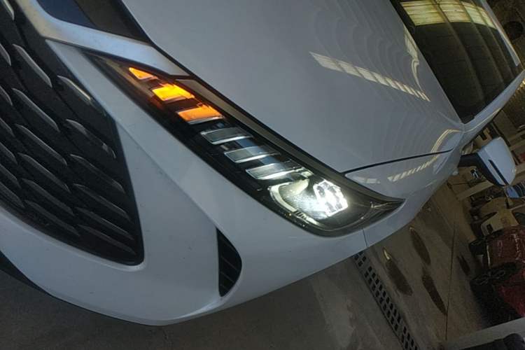 Used BYD Qin PLUS 2025 DM-i Smart Drive 55KM Leading Model Left Front Headlight