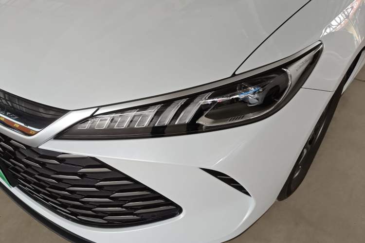 Used BYD Qin PLUS 2025 DM-i Smart Drive 55KM Leading Model Left Front Headlight
