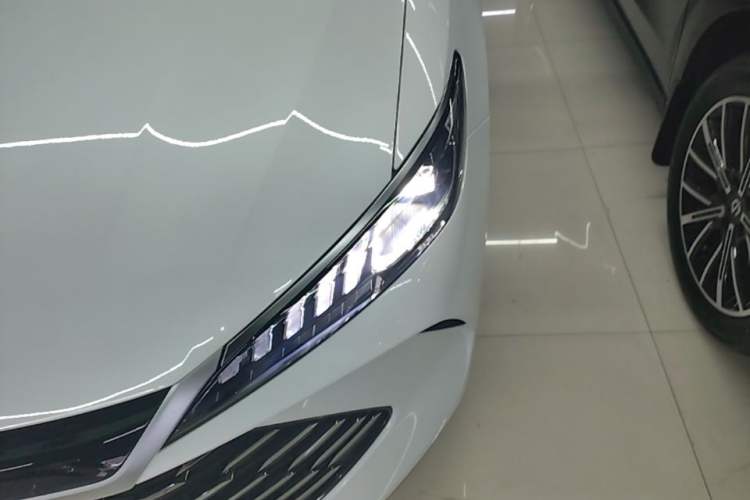 Used BYD Qin PLUS 2025 DM-i Smart Drive 55KM Leading Model Left Front Headlight