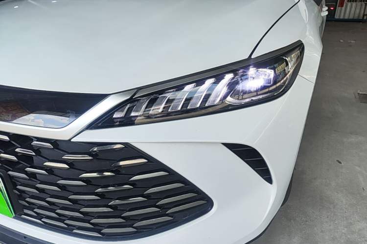 Used BYD Qin PLUS 2025 DM-i Smart Drive 55KM Leading Model Left Front Headlight