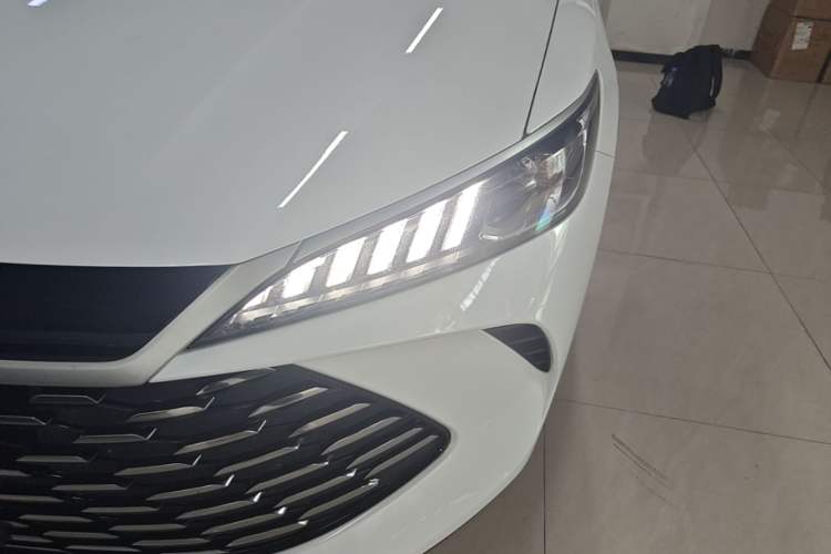 Used BYD Qin PLUS 2025 DM-i Smart Drive 55KM Leading Model Left Front Headlight