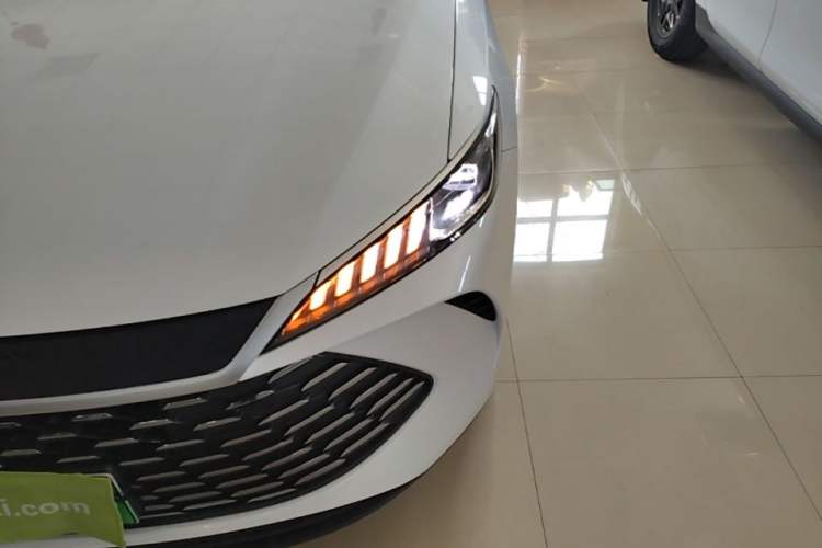 Used BYD Qin PLUS 2025 DM-i Smart Drive 55KM Leading Model Left Front Headlight