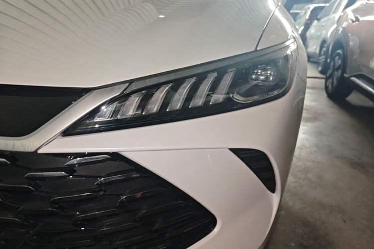 Used BYD Qin PLUS  Left Front Headlight