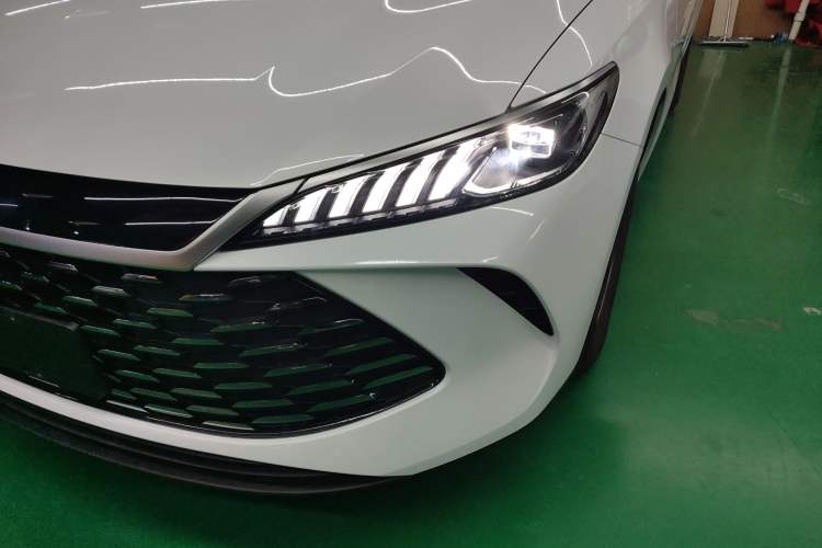 Used BYD Qin PLUS 2025 DM-i Smart Drive 55KM Leading Model Left Front Headlight