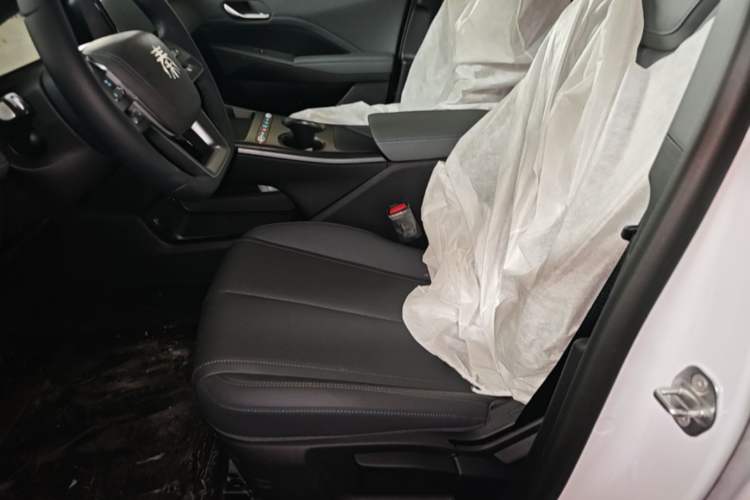 Used BYD Qin PLUS  Left Front Seat