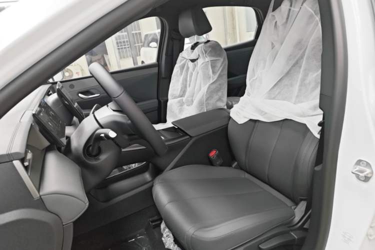 Used BYD Qin PLUS  Left Front Seat