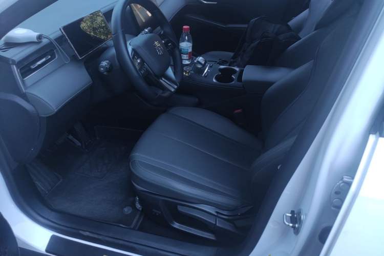 Used BYD Qin PLUS 2025 DM-i Smart Drive 55KM Leading Model Left Front Seat