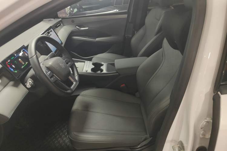 Used BYD Qin PLUS  Left Front Seat