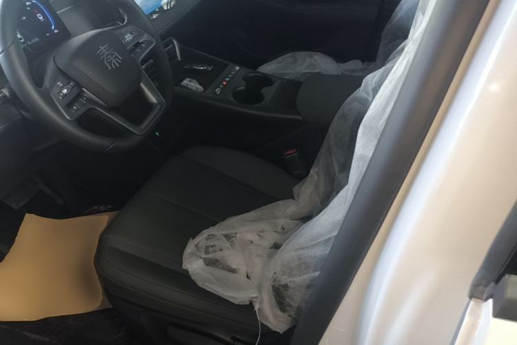 Used BYD Qin PLUS  Left Front Seat