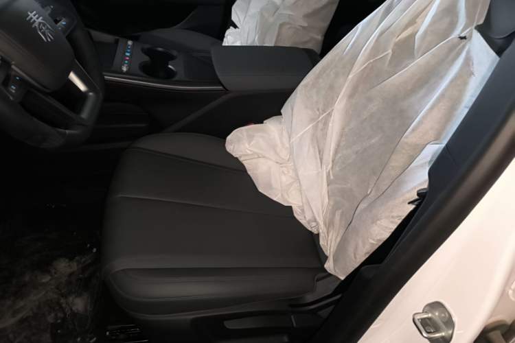 Used BYD Qin PLUS  Left Front Seat