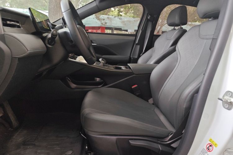 Used BYD Qin PLUS 2025 DM-i Smart Drive 55KM Leading Model Left Front Seat