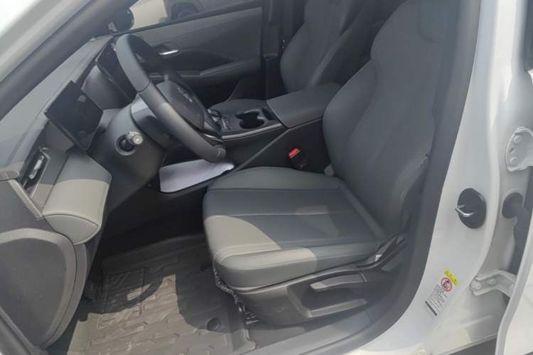 Used BYD Qin PLUS 2025 DM-i Smart Drive 55KM Leading Model Left Front Seat