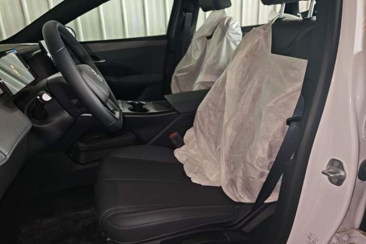 Used BYD Qin PLUS  Left Front Seat