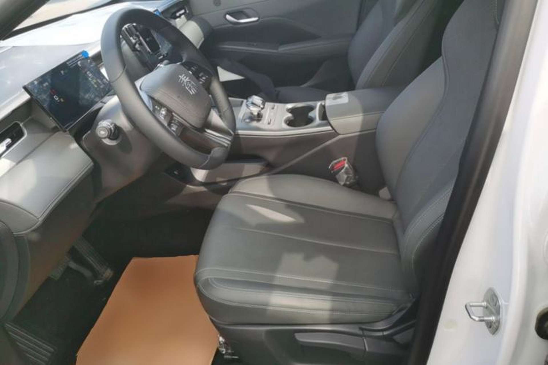 Used BYD Qin PLUS 2025 DM-i Smart Drive 55KM Leading Model Left Front Seat