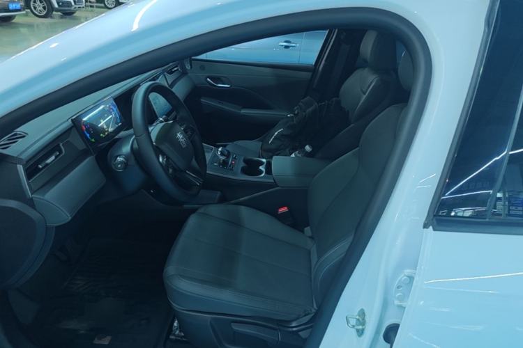 Used BYD Qin PLUS 2025 DM-i Smart Drive 55KM Leading Model Left Front Seat