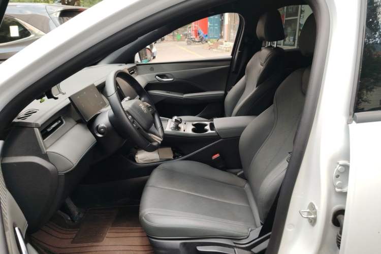 Used BYD Qin PLUS 2025 DM-i Smart Drive 55KM Leading Model Left Front Seat