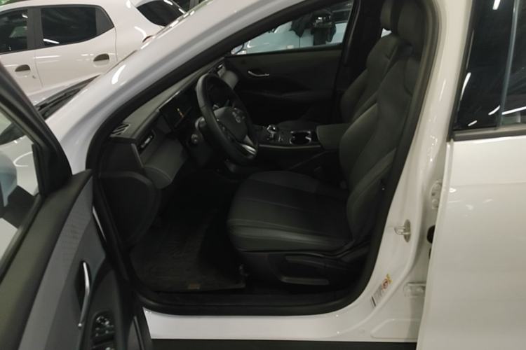Used BYD Qin PLUS 2025 DM-i Smart Drive 55KM Leading Model Left Front Seat