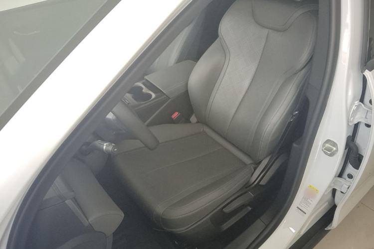 Used BYD Qin PLUS 2025 DM-i Smart Drive 55KM Leading Model Left Front Seat