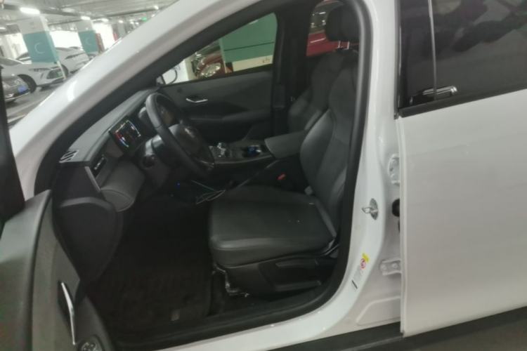 Used BYD Qin PLUS 2025 DM-i Smart Drive 55KM Leading Model Left Front Seat