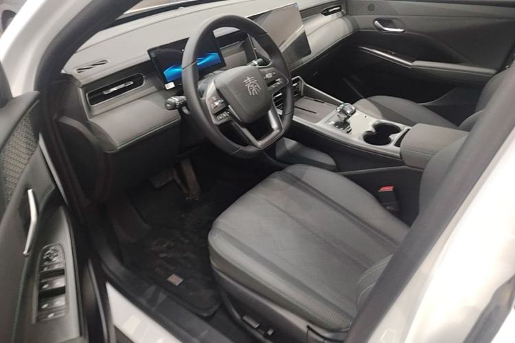 Used BYD Qin PLUS 2025 DM-i Smart Drive 120KM Superior Model Left Front Seat